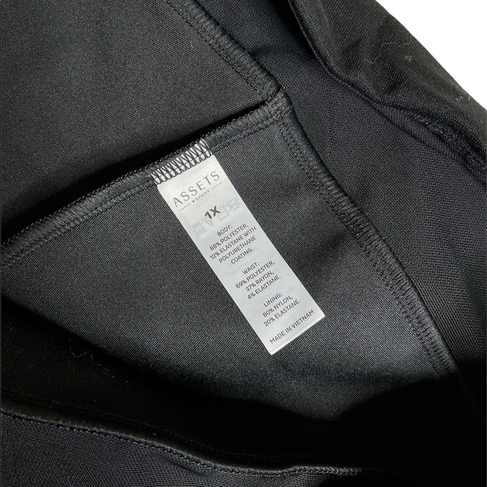 Assets by Spanx Faux leather leggings size 1x - Picture 5 of 8